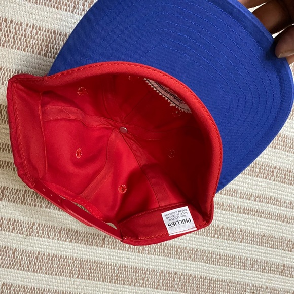 VTG Phillies SnapBack - Picture 2 of 3